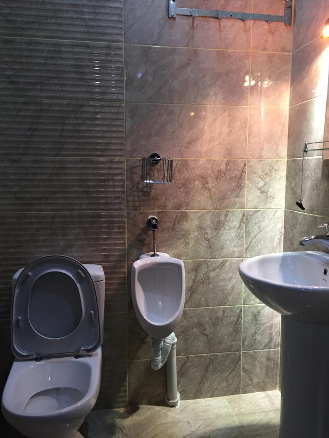 Hotel Formula-1 Tbiliszi Kültér fotó